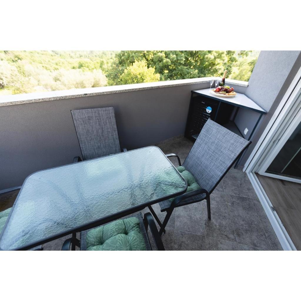 Apartmani Jedro Šilo Exteriér fotografie