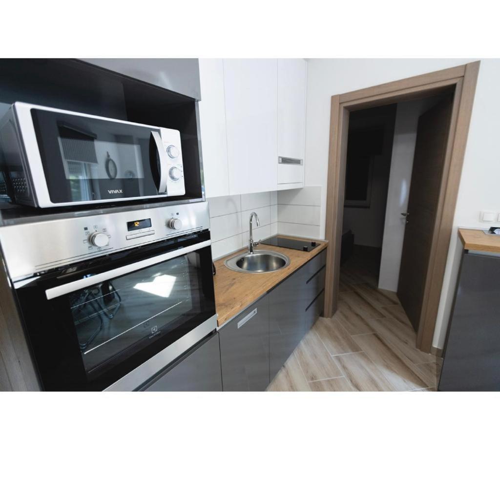 Apartmani Jedro Šilo Exteriér fotografie
