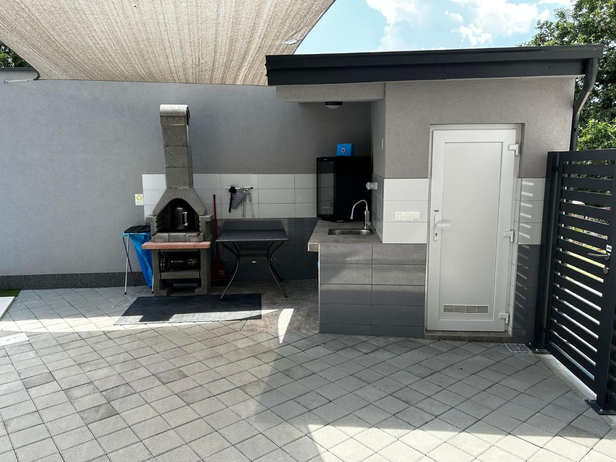 Apartmani Jedro Šilo Exteriér fotografie